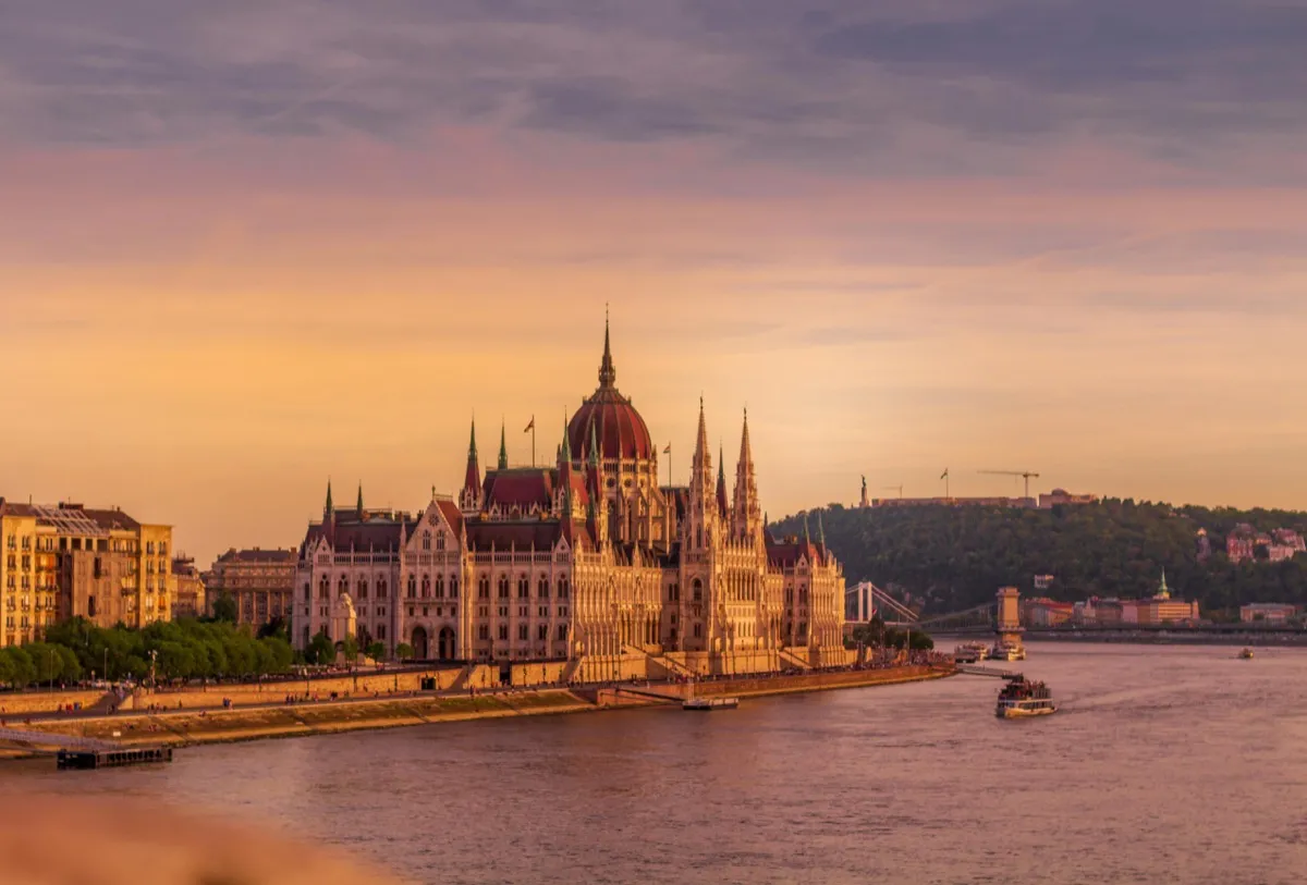 Cruise group travel